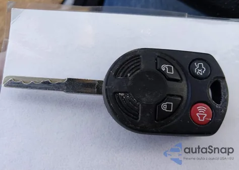 2016 Ford Focus Se z USA, uszkodzony, nr VIN 1FADP3F21GL387471